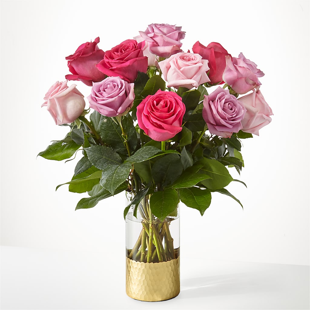 Pure Beauty Mixed Roses – Flowers By Design, Midland TX