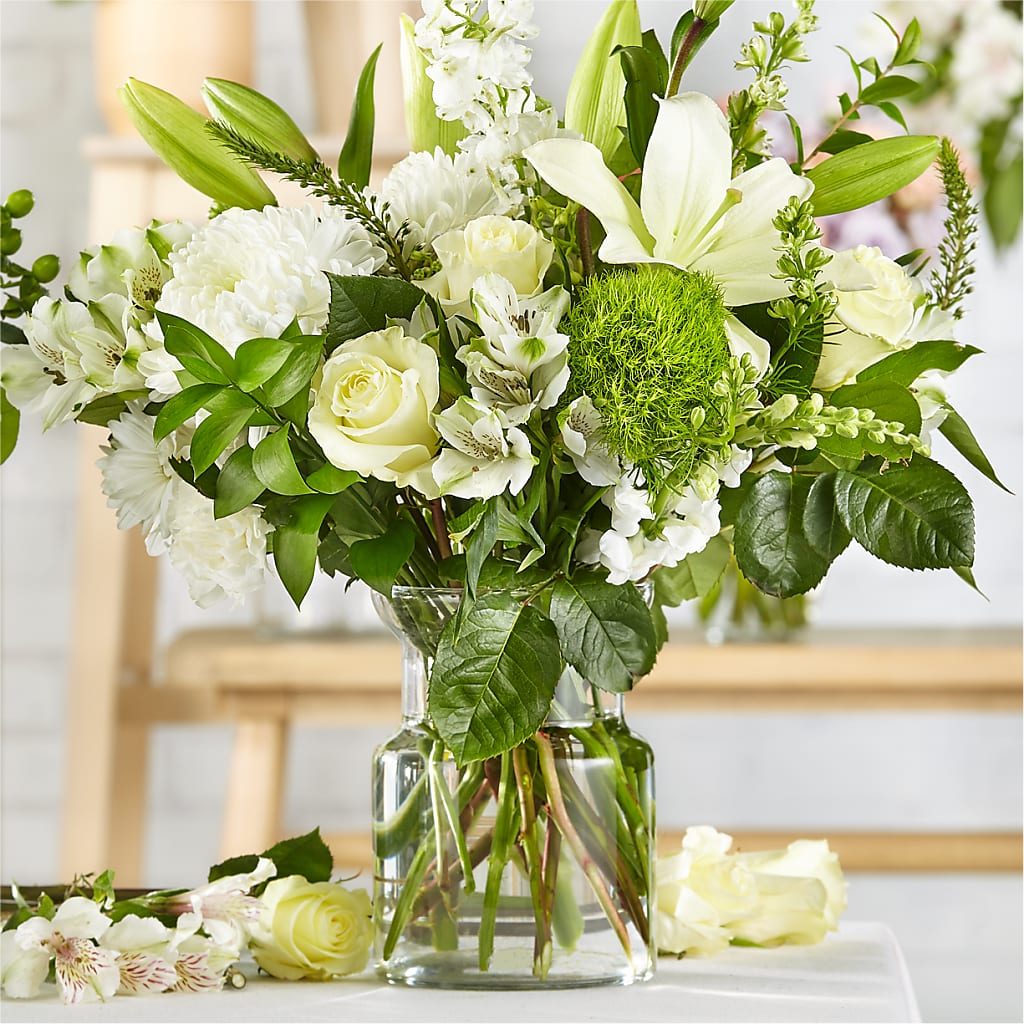 Classic Ivory – A Florist Original – Flowers By Design, Midland TX