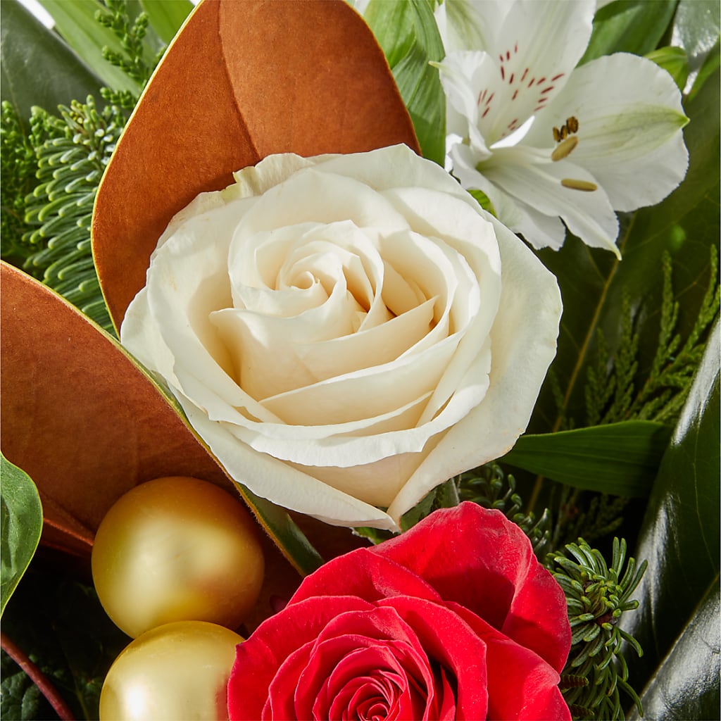 Joy & Jolly Bouquet –  Flowers By Design, Midland TX
