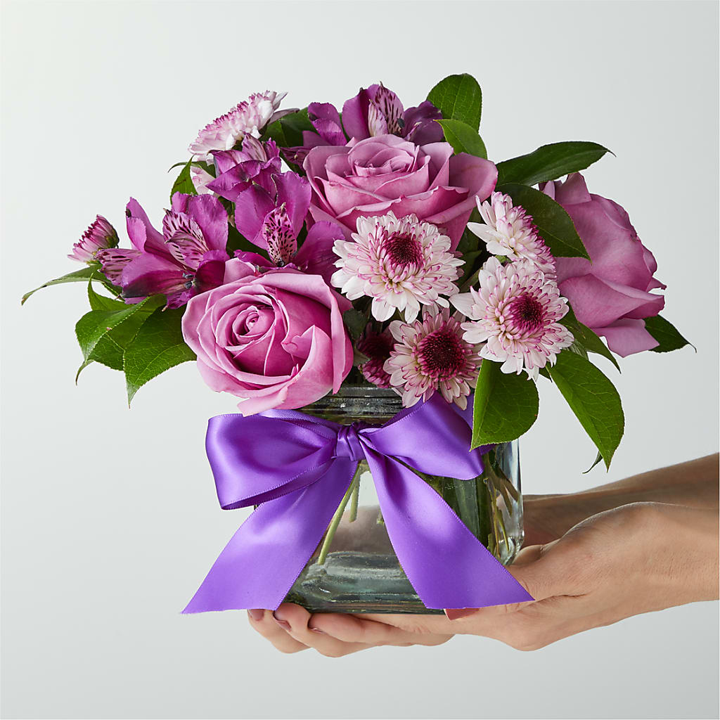 Sugarplum Bouquet –  Flowers By Design, Midland TX