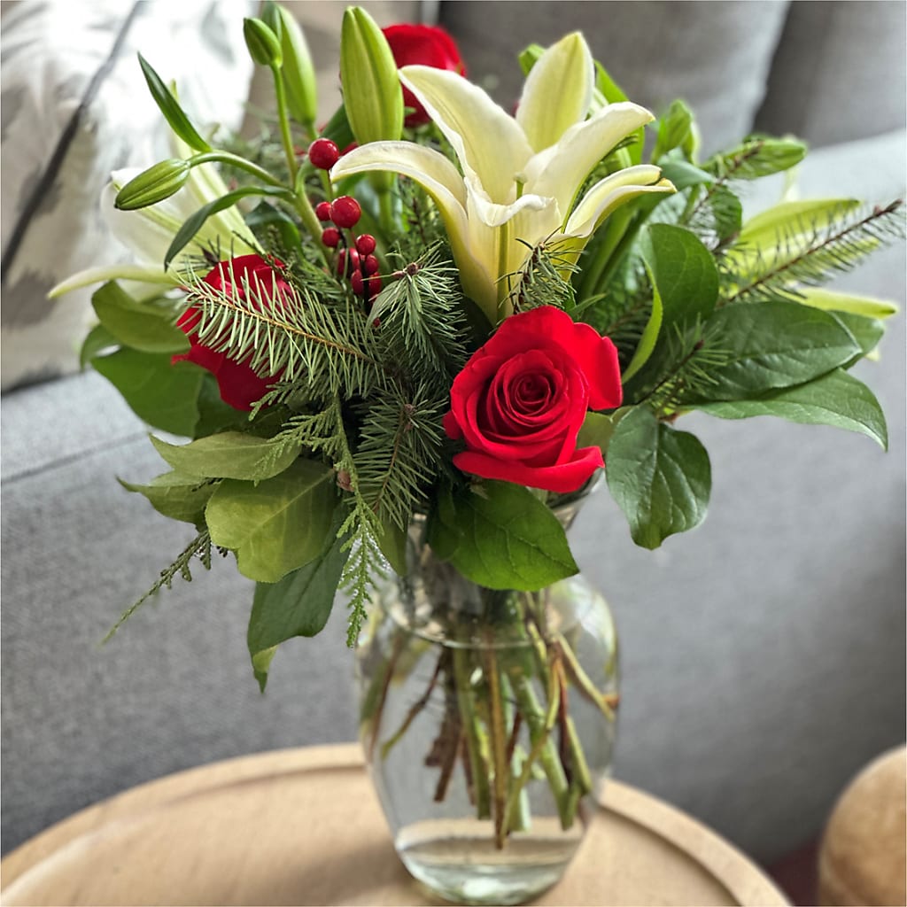Sparkling Snowflakes Bouquet –  Flowers By Design, Midland TX