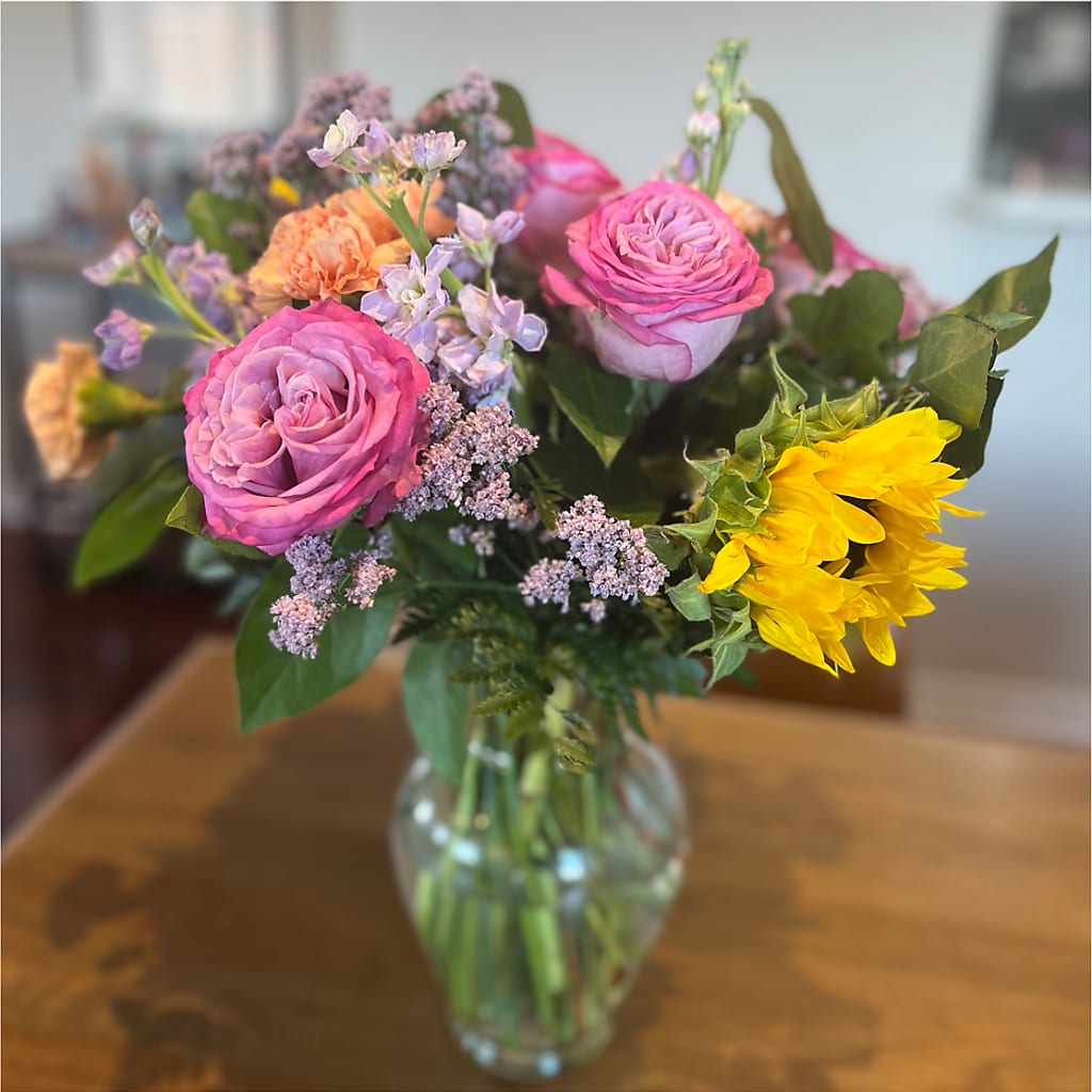 Yellow Brick Road Bouquet –  Flowers By Design, Midland TX