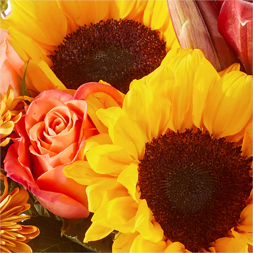 Acorn Lane Bouquet –  Flowers By Design, Midland TX