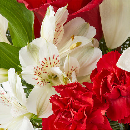 Holiday Season Bouquet –  Flowers By Design, Midland TX