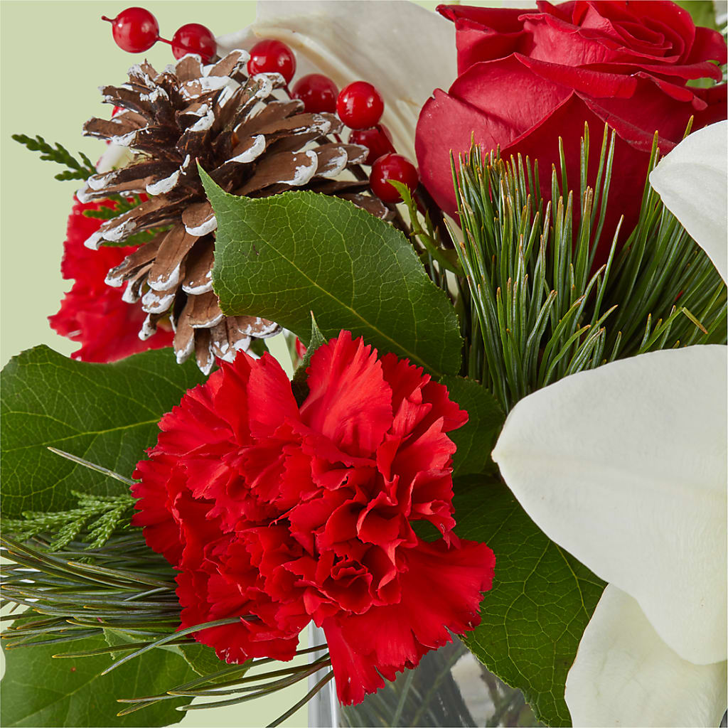 Glistening Icicles Bouquet –  Flowers By Design, Midland TX