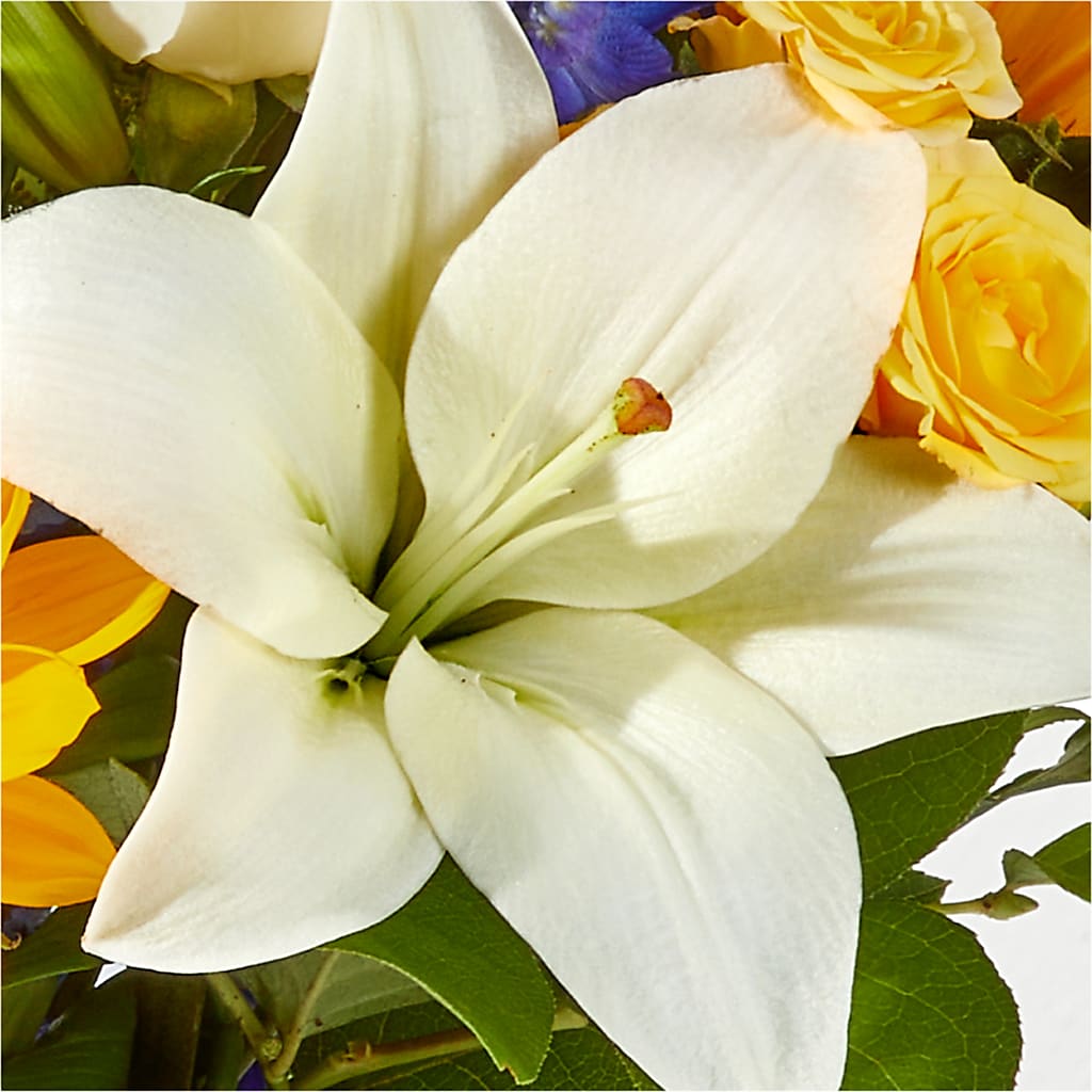 Wonderfully Sunny Bouquet –  Flowers By Design, Midland TX