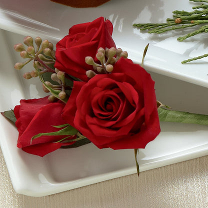 Red Spray Rose Boutonniere –  Flowers By Design, Midland TX